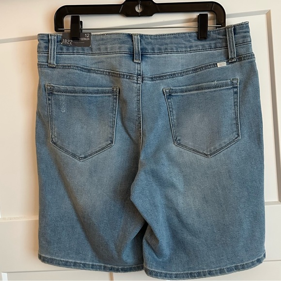 COPY - 1822 Denim Tomboy Bermuda Shorts - Picture 9 of 12